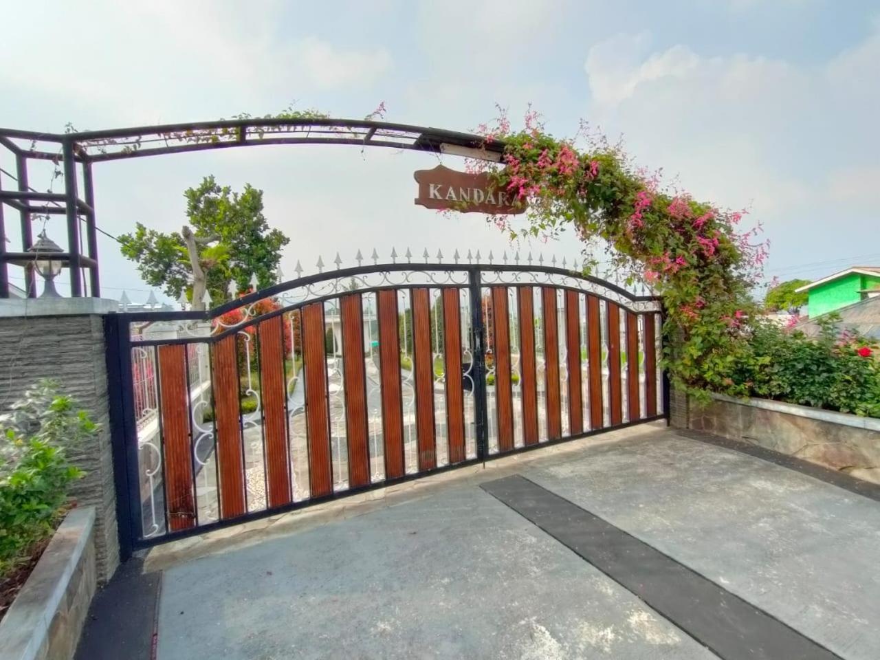 Villa Kandara Hanjawar Puncak Sindanglaya Exteriör bild