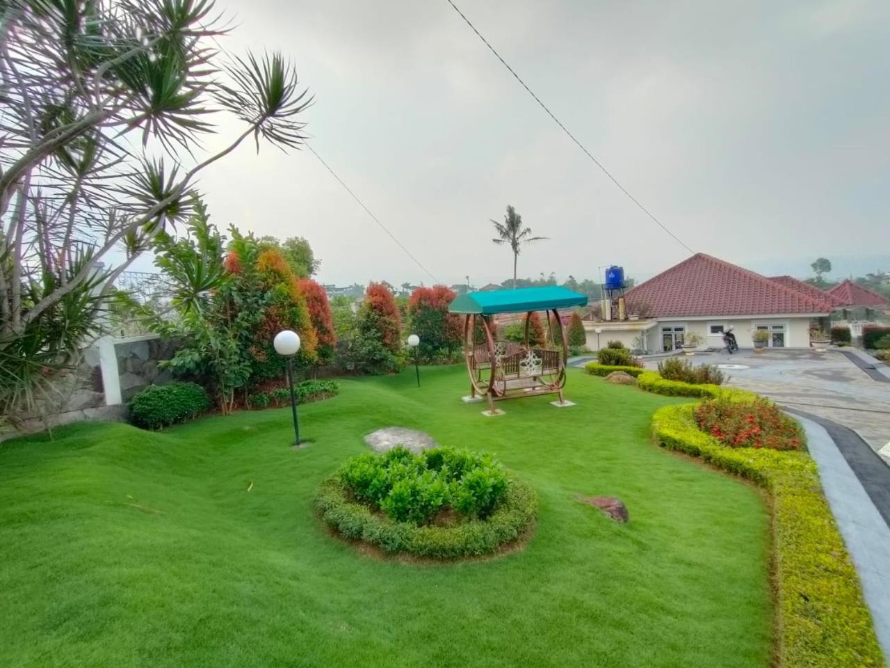 Villa Kandara Hanjawar Puncak Sindanglaya Exteriör bild