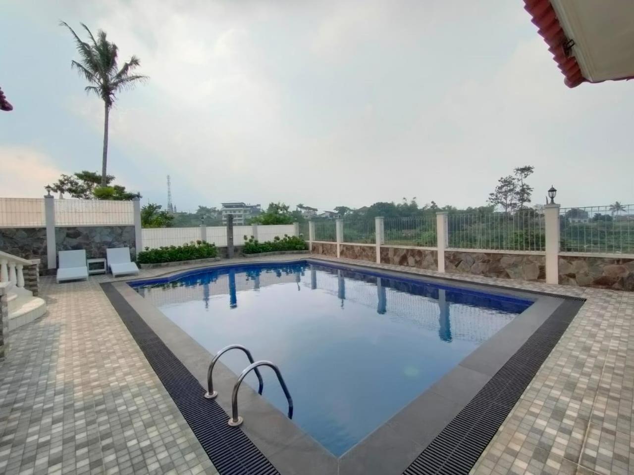 Villa Kandara Hanjawar Puncak Sindanglaya Exteriör bild