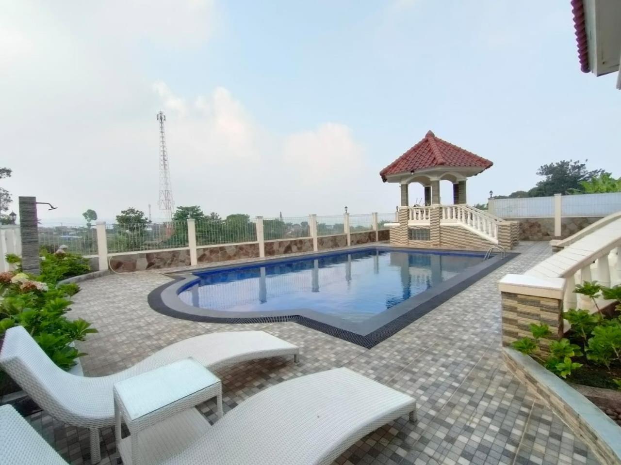 Villa Kandara Hanjawar Puncak Sindanglaya Exteriör bild